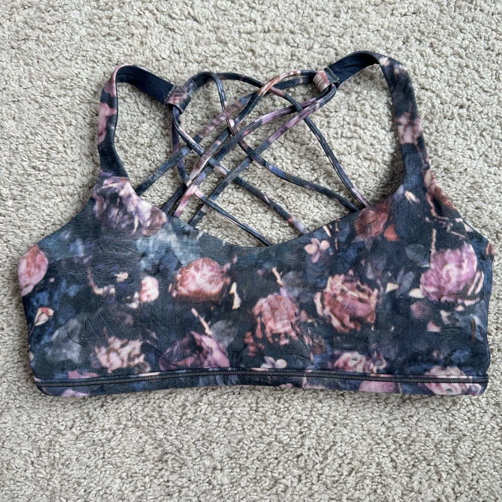Lululemon Sports Bra - rose print - size 8